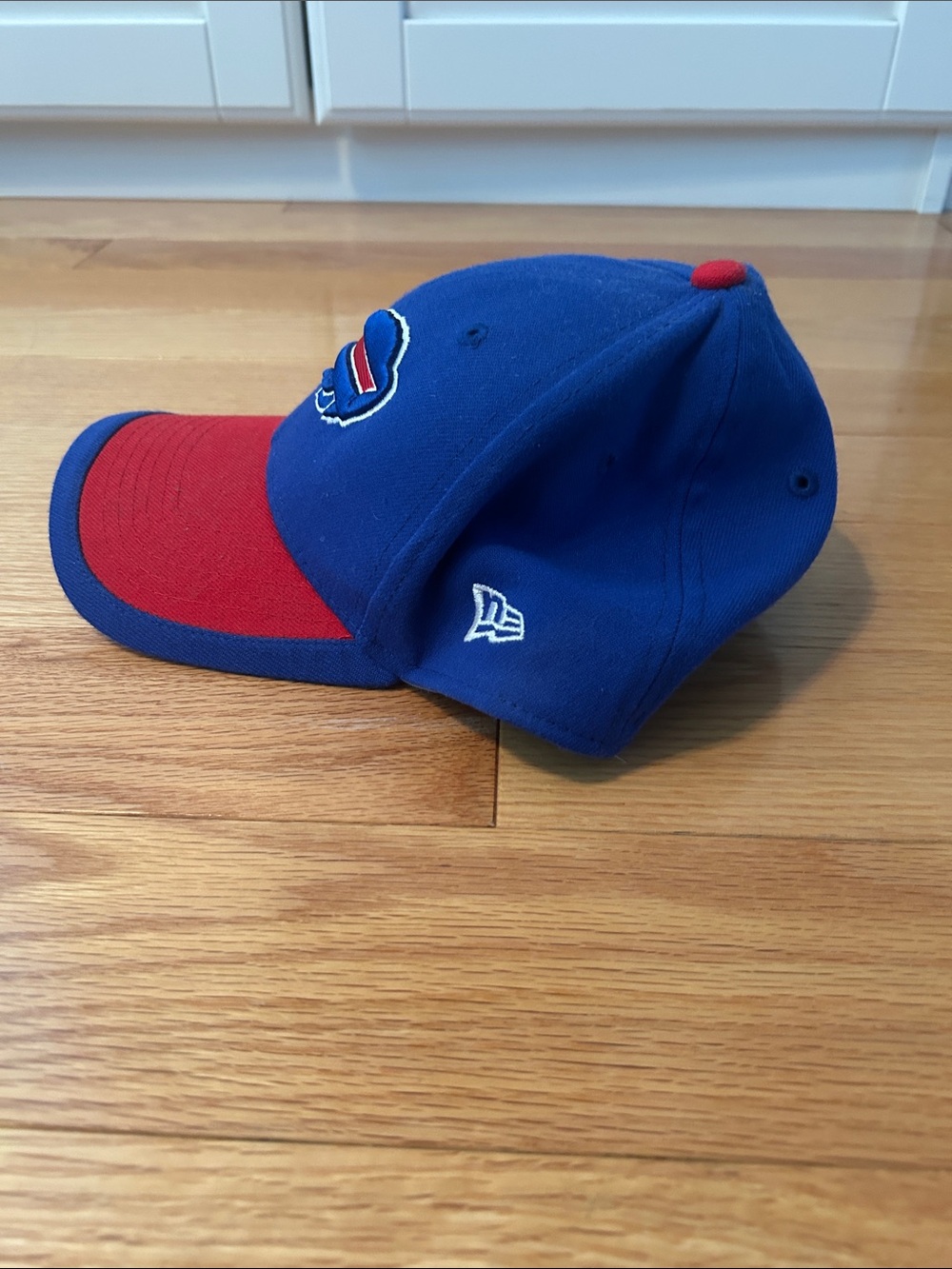 New Era Buffalo Bills Blue and Red Logo Cap - Picture 2 of 5